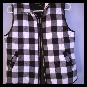 Ladies Black/White plaid vest